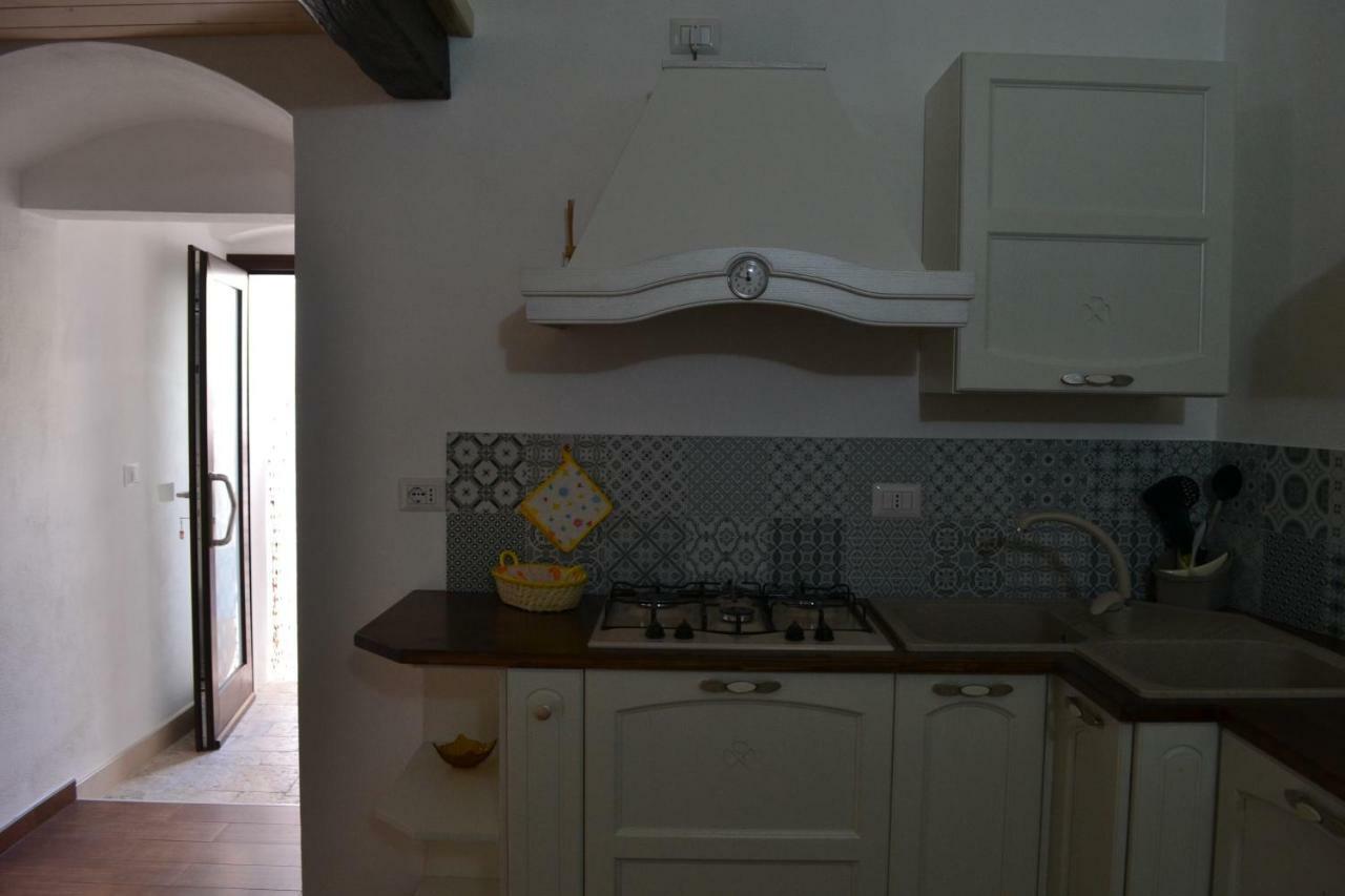 Le Case Di Titina Villa มอตโตลา ภายนอก รูปภาพ